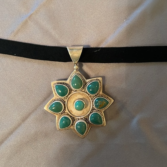 Vintage 925 Sterling Silver & Turquoise pendant on black leather strap necklace - Picture 5 of 6